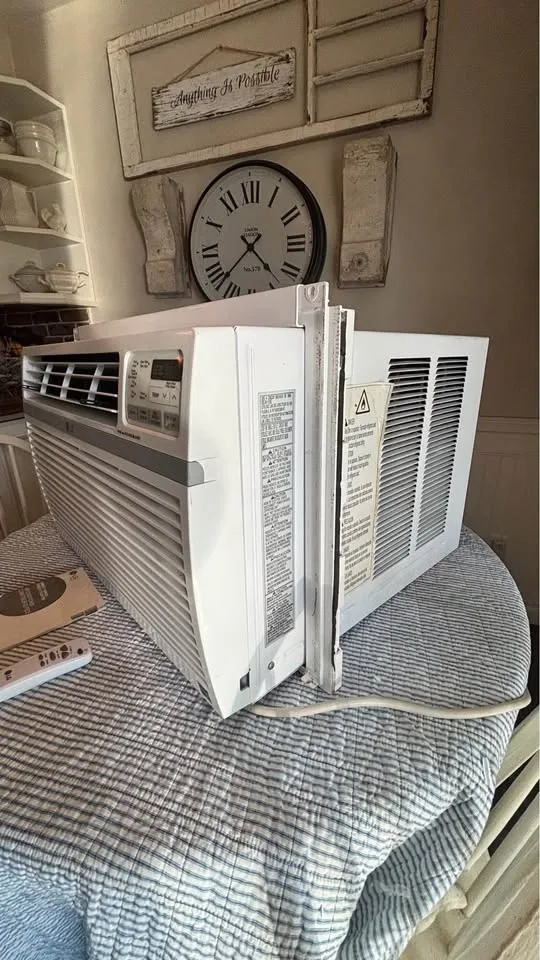 LG 3-in-1 Window Air Conditioner - 10000 BTU - photo 2
