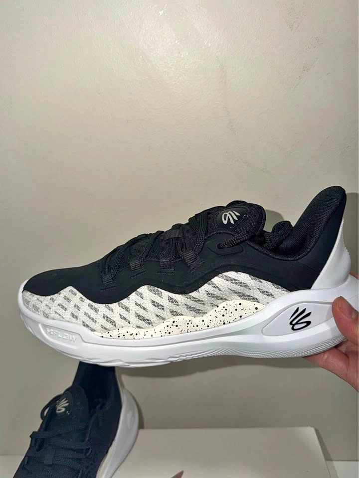 New Under Armour Curry 11 Shoes - Sizes 9-11 Available