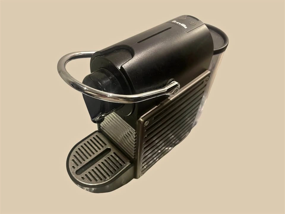 Nepresso Breville Pixie Espresso Machine