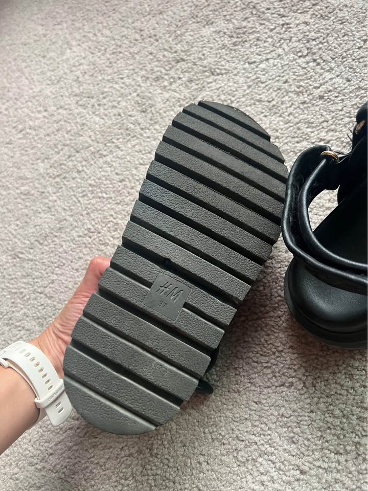 H&M Chunky Dad Sandals - photo 4