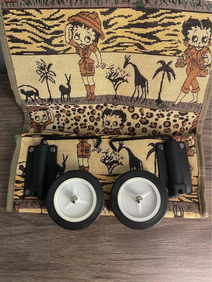 Vintage Jade African Safari Zebra Betty Boop Rolling Bag - photo 5