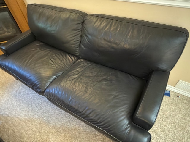 two Italian leather couches - photo 2