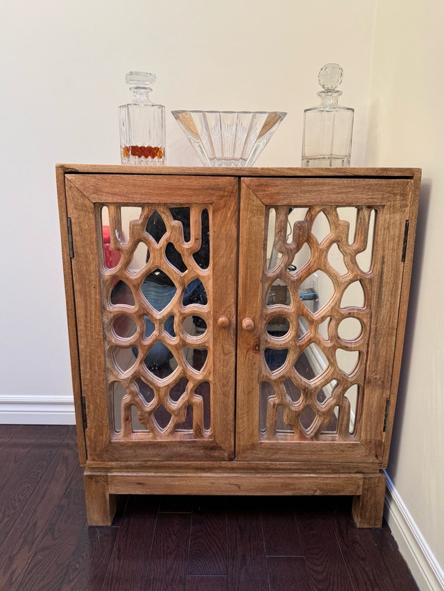 Wood Finish Mirror Cabinet