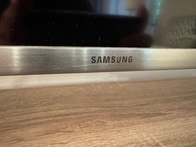 Samsung 65 inch HD Television TV - photo 3