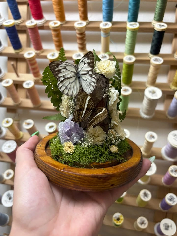 Double Butterfly Dome/Terrarium with Crystal - photo 5