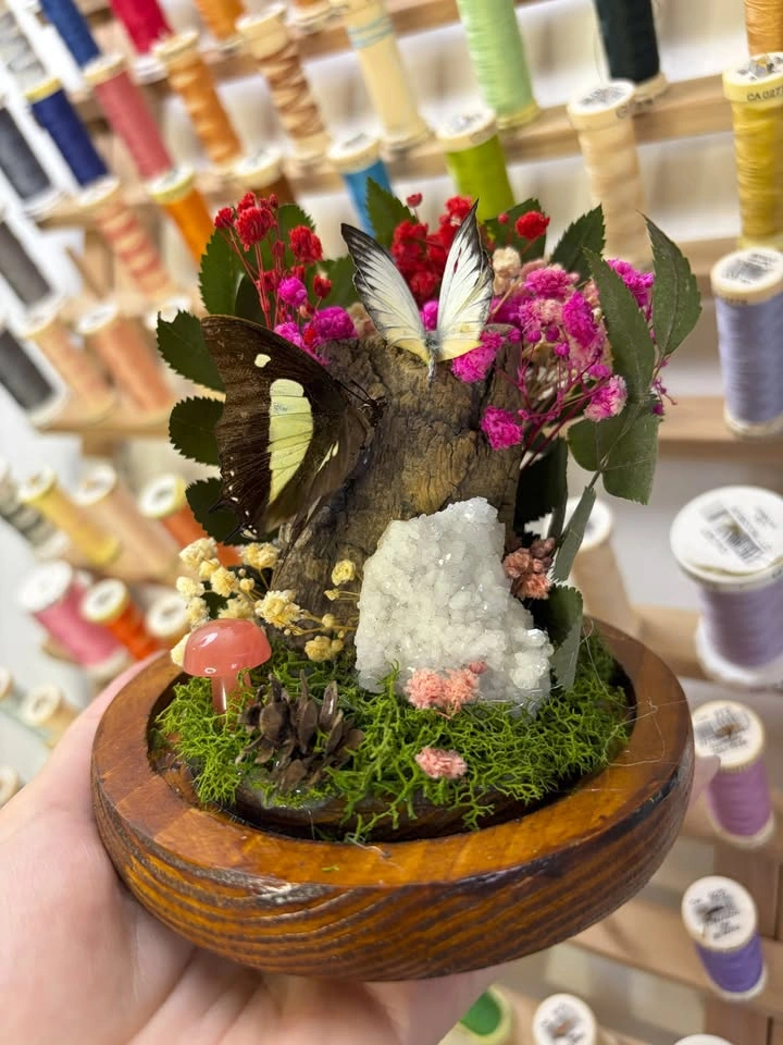 Pink Butterfly Dome/Terrarium with Crystals - photo 3