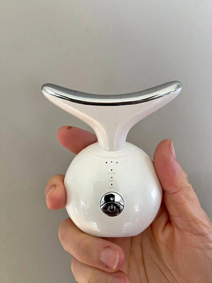 Brand New Red Light Therapy Device