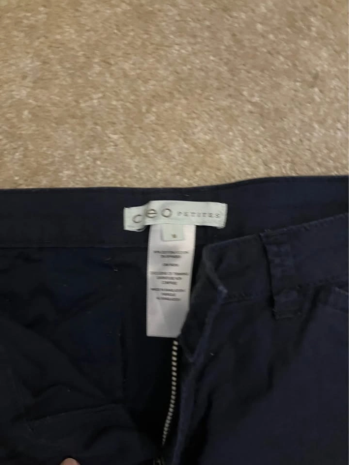 Woman’s Navy blue shorts - photo 3