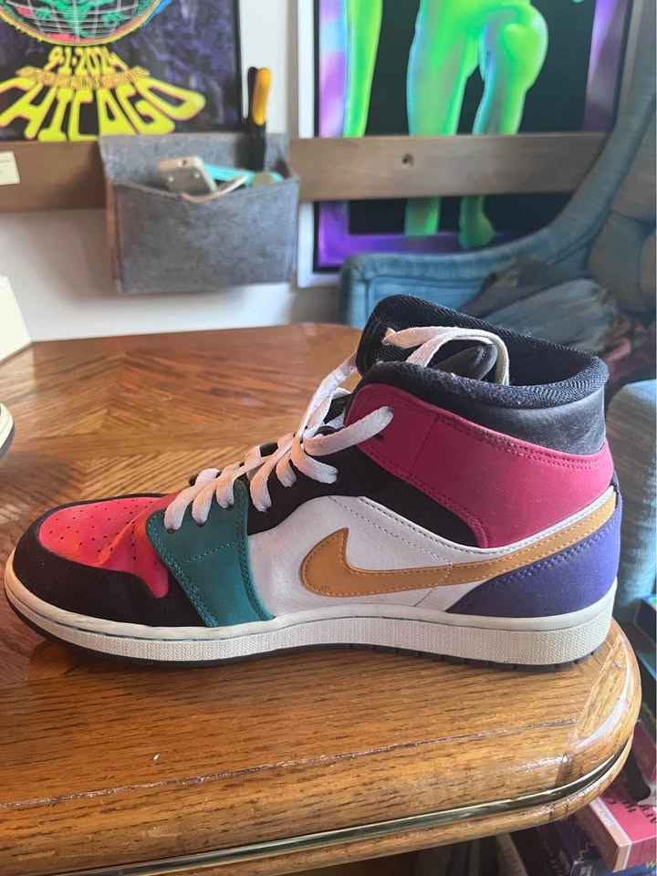 Nike Air Jordan 1 Mid “Multicolor” Size 8.5 - photo 3