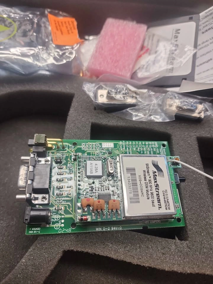 MaxStream XStream 900 MHz Wireless OEM Modules - photo 2