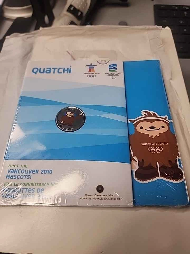 Vancouver 2010 Olympic Winter Games Coin and Stamp Set - photo 2