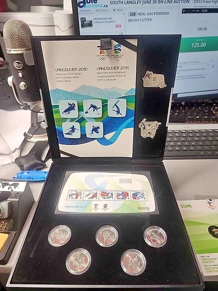 Vancouver 2010 Olympic Coin and Stamp Set