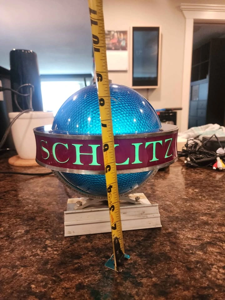 Vintage Schlitz Beer Lighted Globe Sign - photo 2