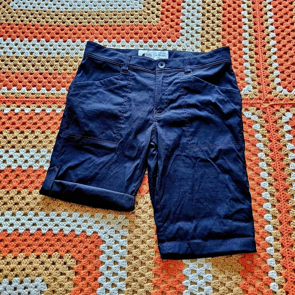 Size 10 MEC Women's Hiking Shorts Technical Fabric Black