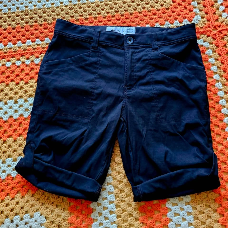 Size 10 MEC Women's Hiking Shorts Technical Fabric Black - photo 2