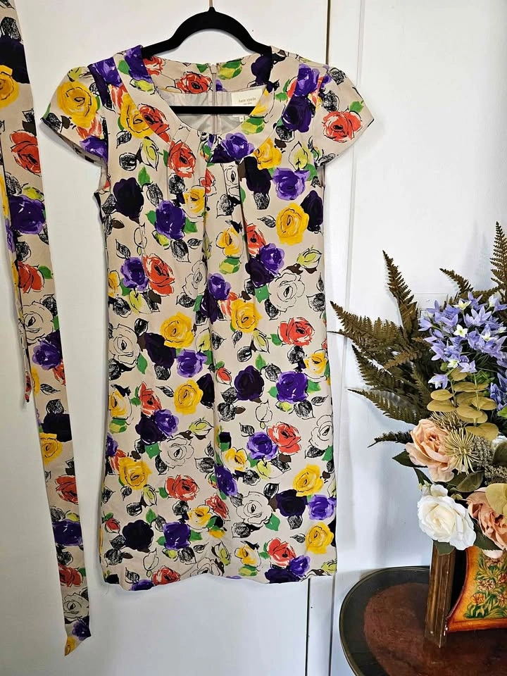Kate Spade sz M Rose Floral Print Sheath Dress