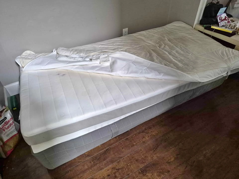 2 mattresses