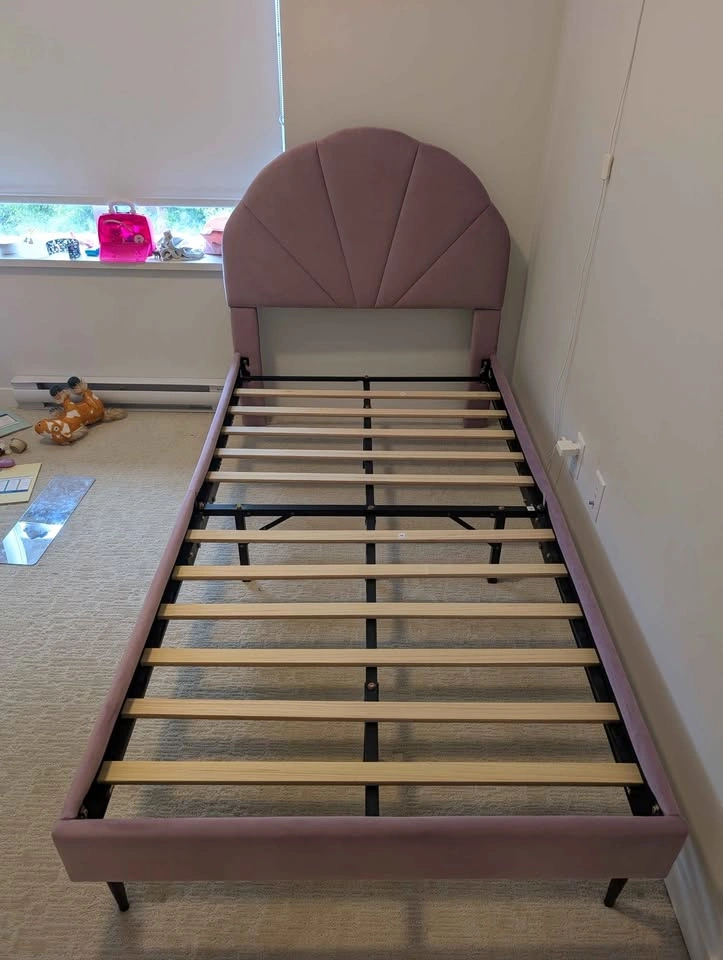 Upholstered Twin Size Bed Frame with Seashell Headboard - Purple - photo 2
