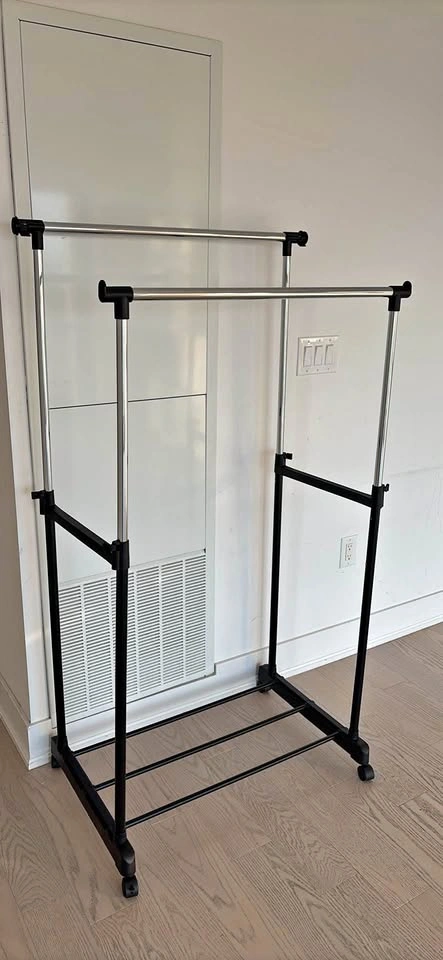 Clothing rack