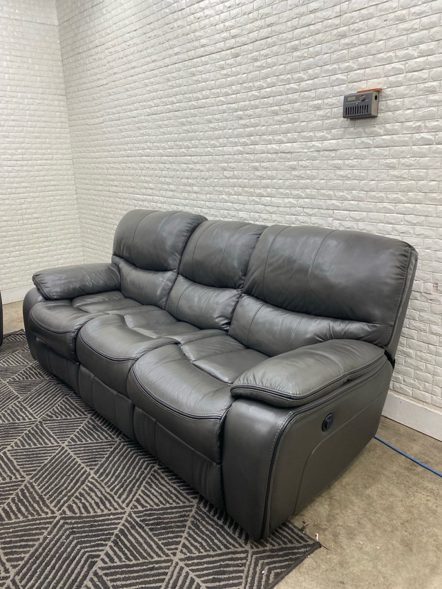 FREE DELIVERY Genuine Leather Recliner Set - photo 4