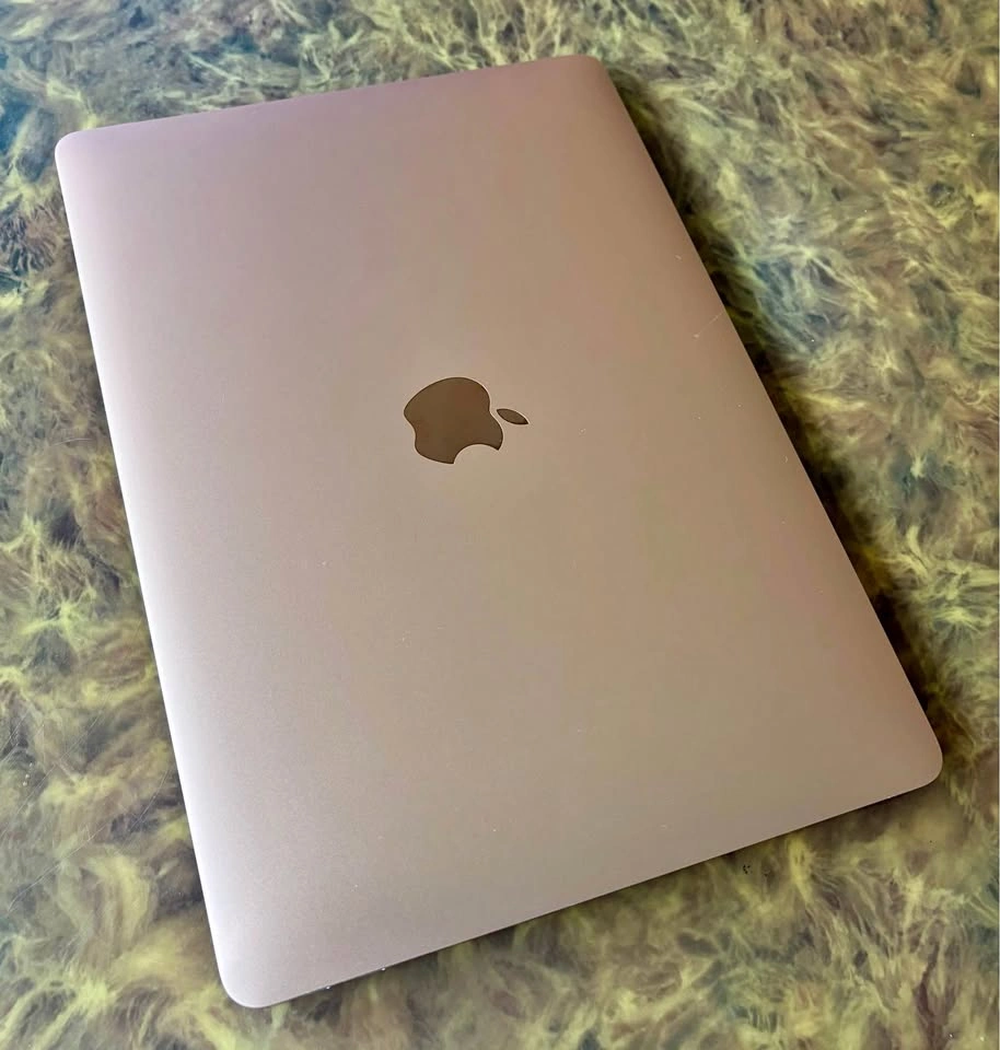 MacBook Air 13-inch Retina (2018) – Gold | 16GB RAM | 256GB SSD