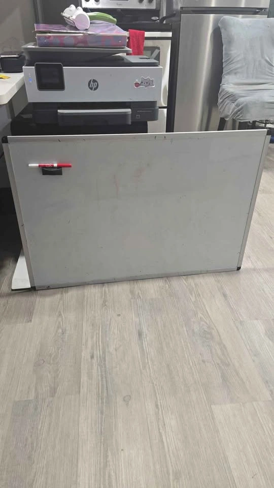 Magnetic Whiteboard with Aluminum Frame - photo 2