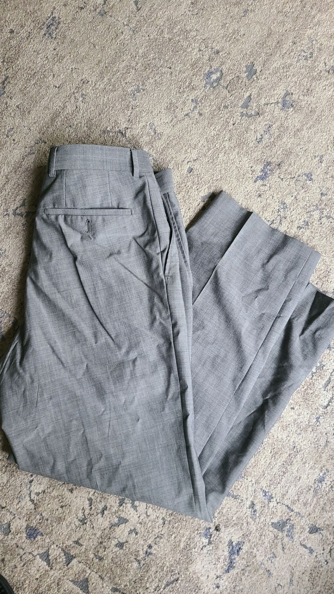 Hugo BOSS Men Gray Dress Pants SZ 33