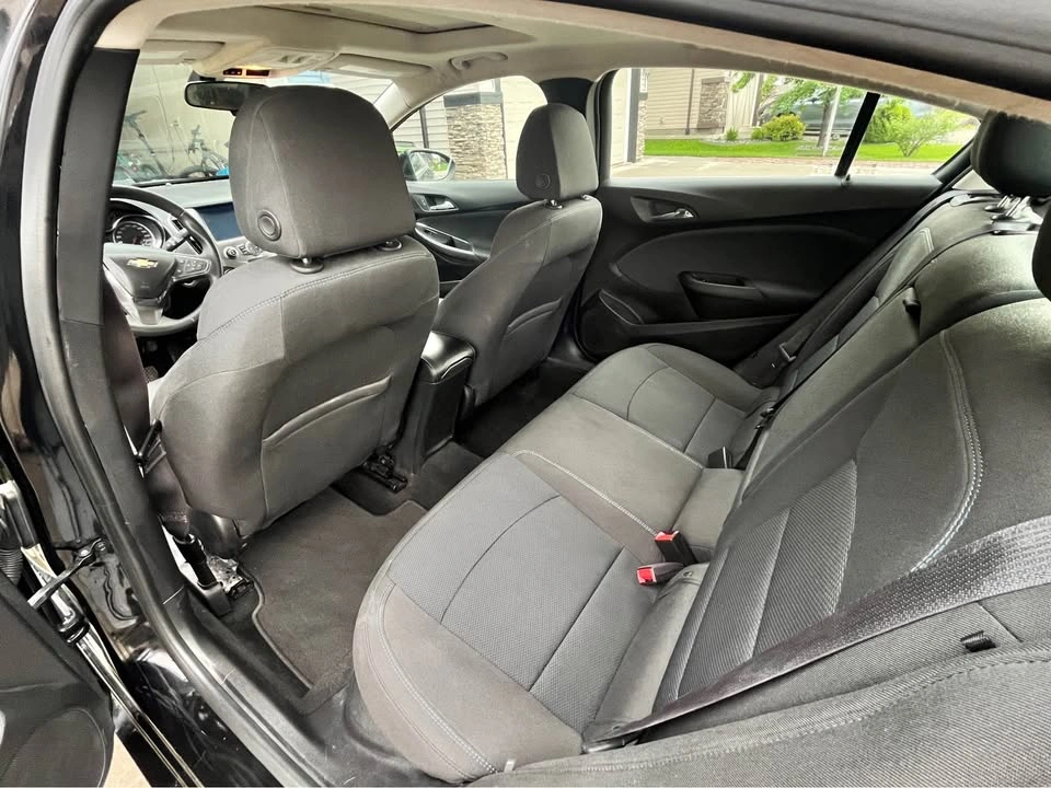 2016 Chevrolet Cruze - photo 3