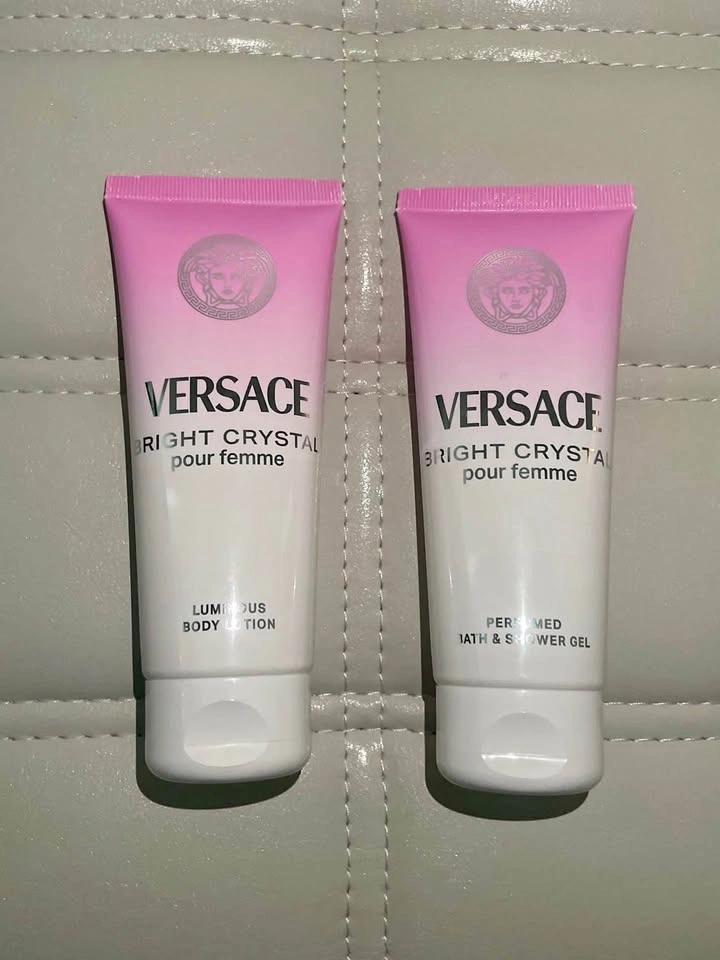 Versace Bright Crystal Bath & Body Set - photo 2