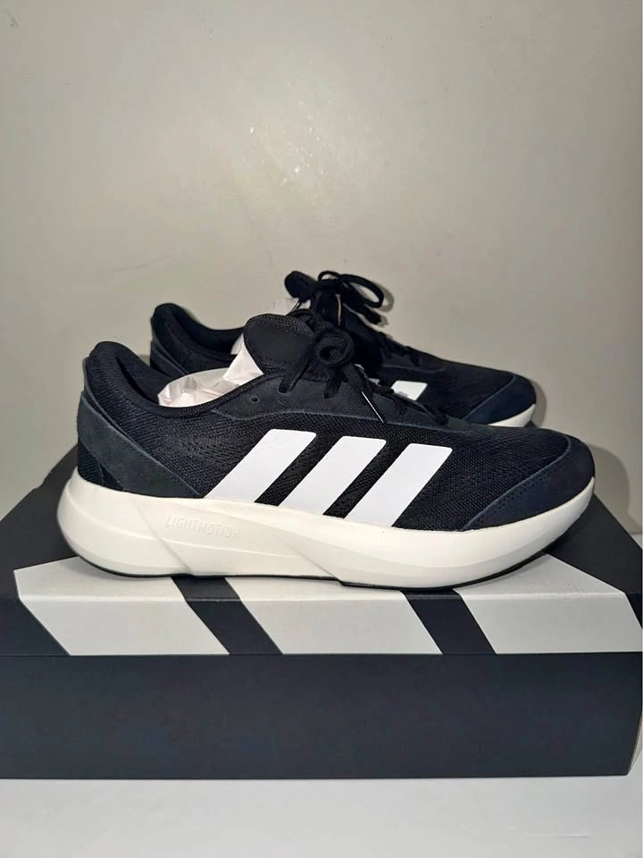 New Adidas Men Lightshift Running Shoes - Size 10.5 US