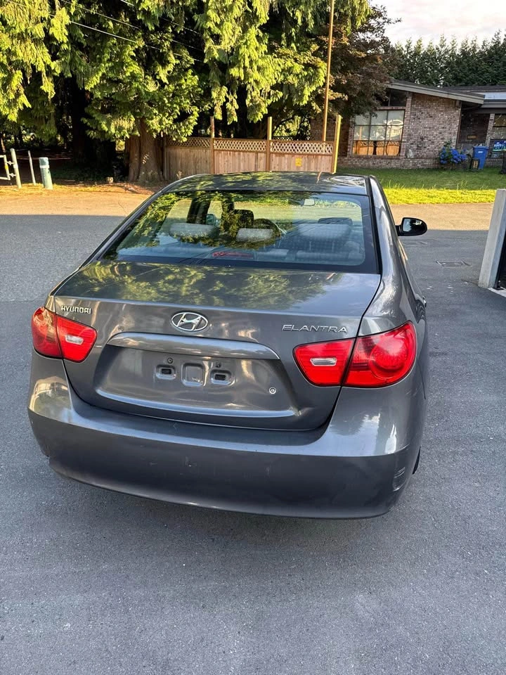 2007 Hyundai Elantra - photo 2