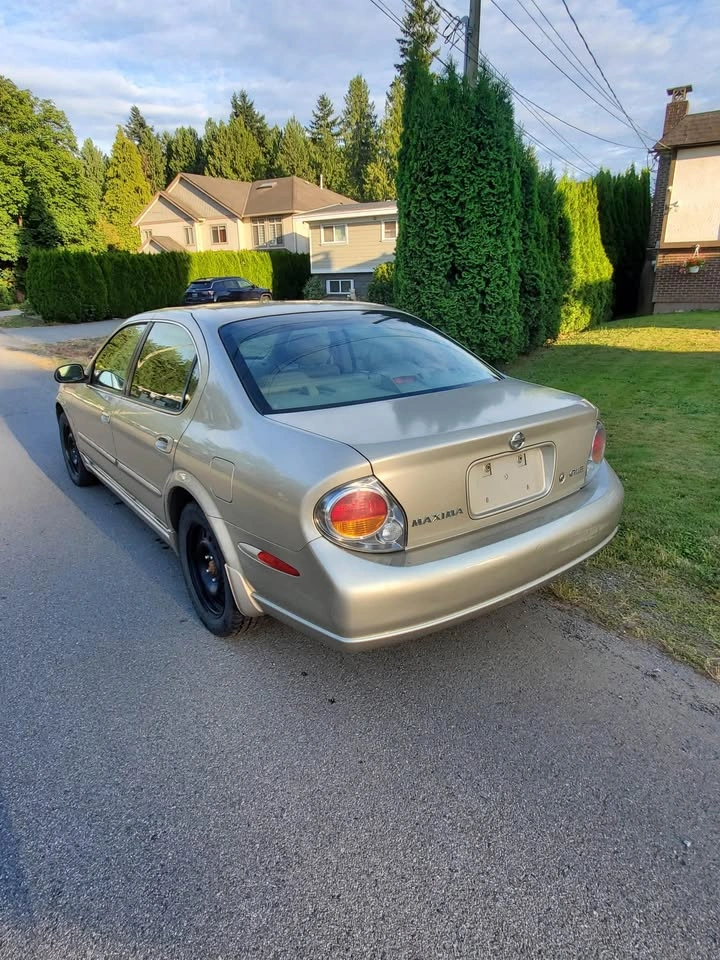 2003 Nissan Maxima - photo 2