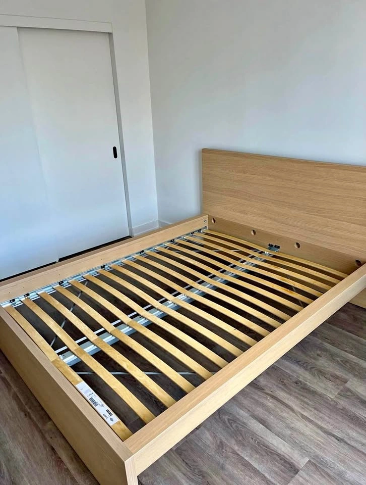 King bed frame