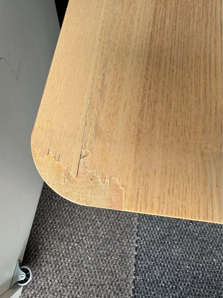 coffee table - photo 3
