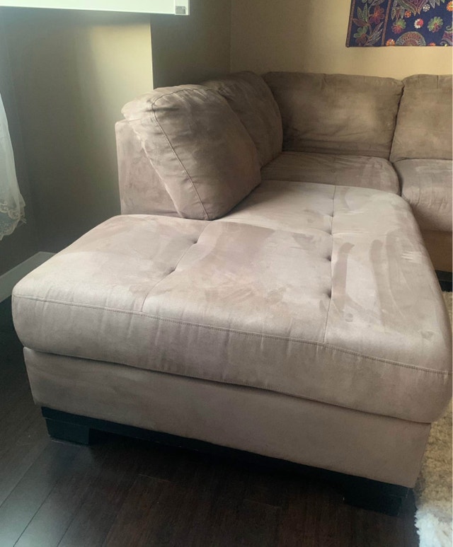 light beige sectional- Free Delivery - photo 2