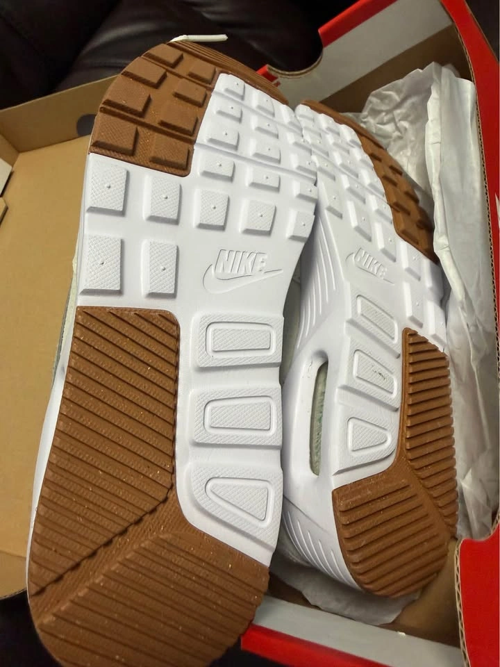 Brand new women’s nike air max size 6.5 - photo 3