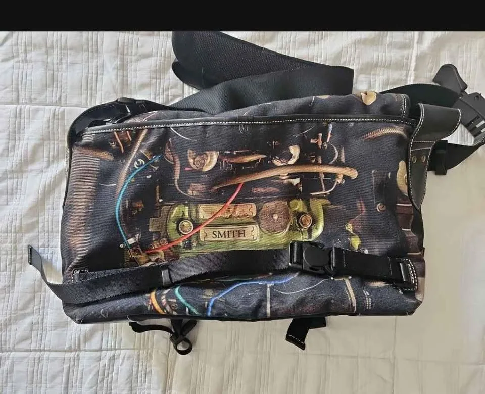 Messenger Laptop Bag from Paul Smith image indicator(2)