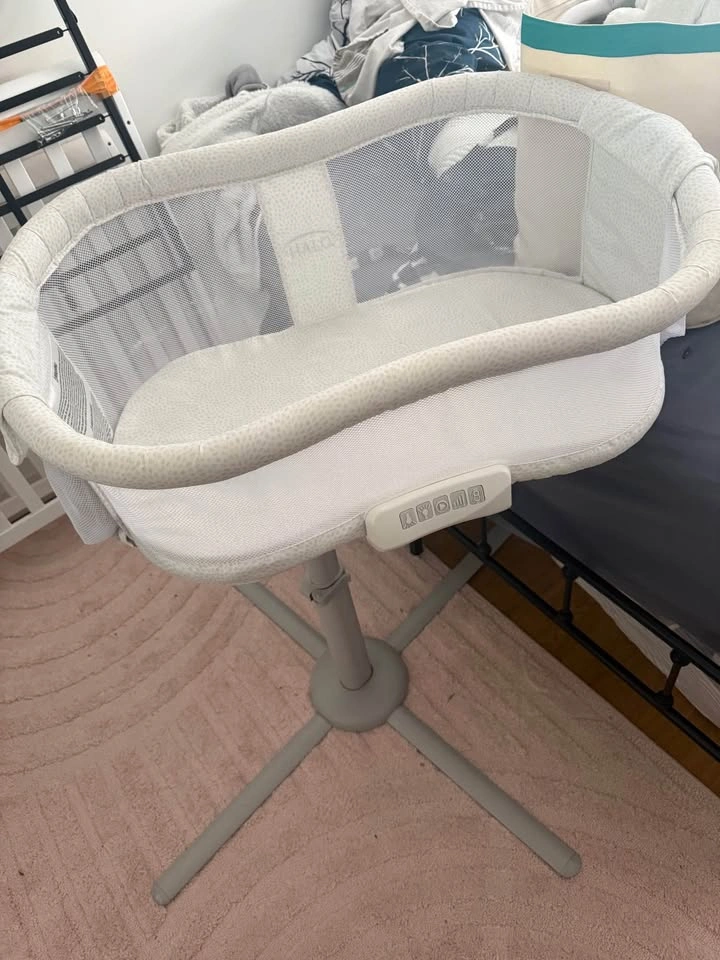 HALO BassiNest Swivel Sleeper - photo 3