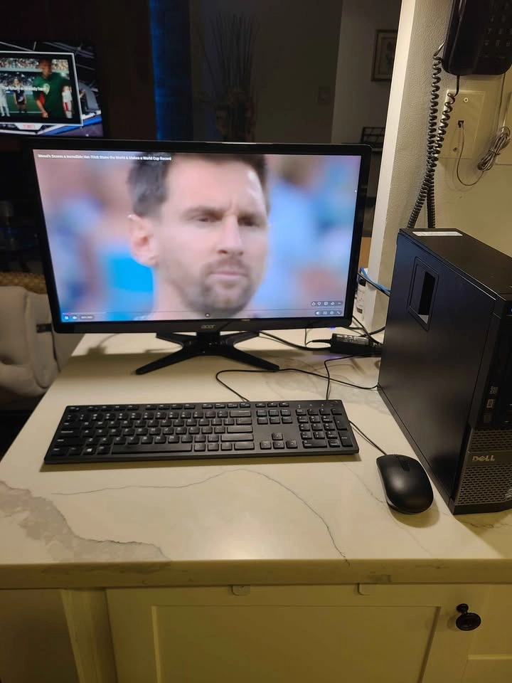 🇨🇦  Computer for students - photo 2