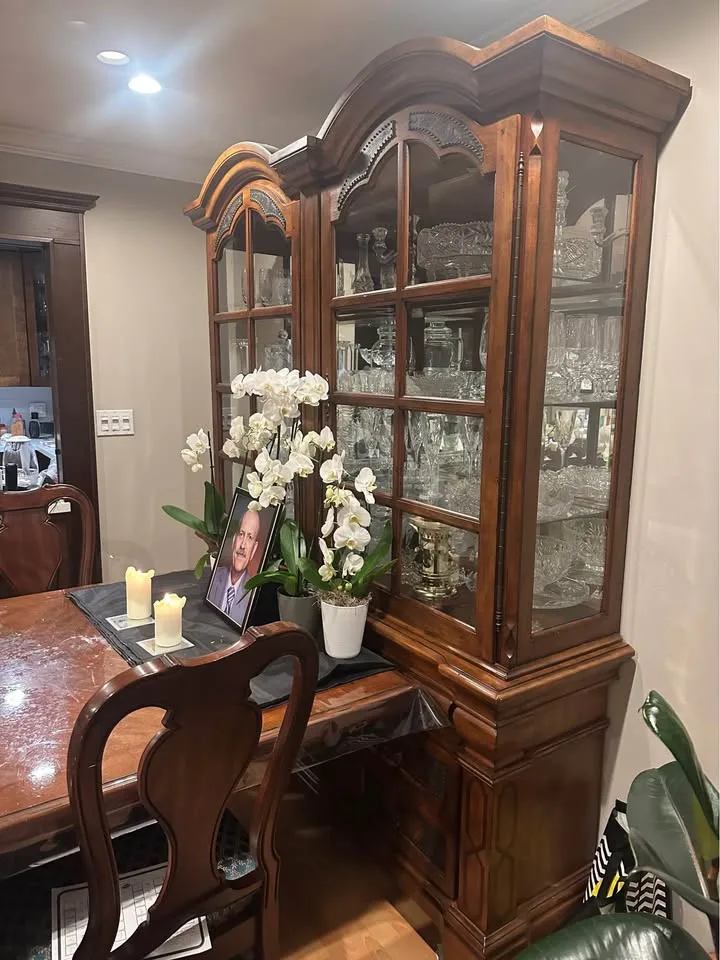 Full dining and living room set image indicator(2)