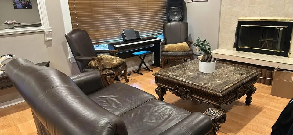 Living room set! image indicator(3)