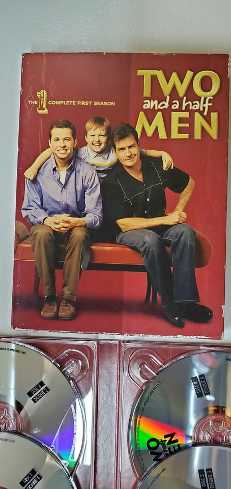 Two and a Half Men: The Complete First Season DVD