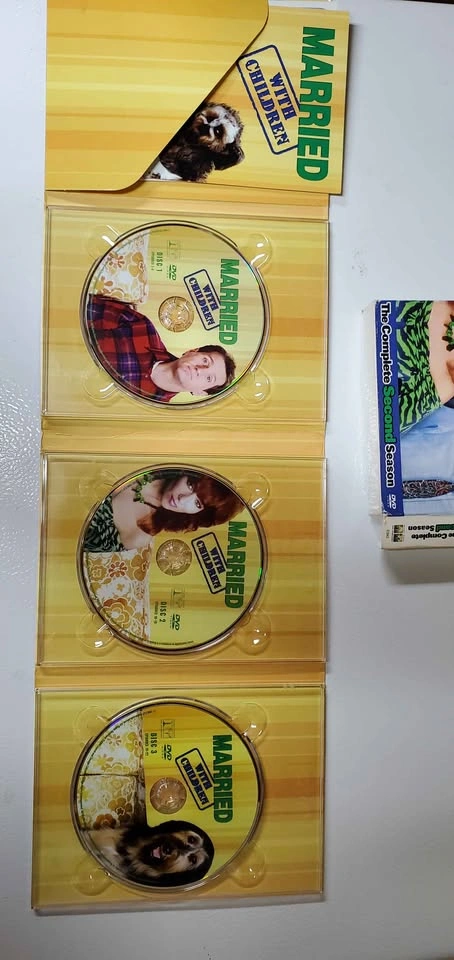Married With Children: The Complete Second Season DVD Set - photo 2