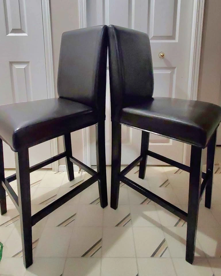 Pair of Dark Brown Leather Bar Stools - photo 4