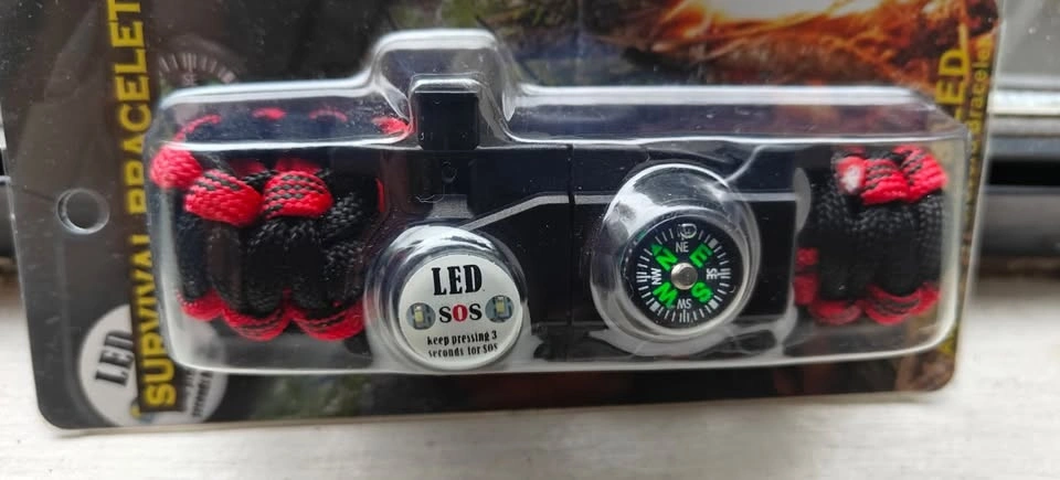 Paracord Survival Bracelet 10 in 1 - photo 2