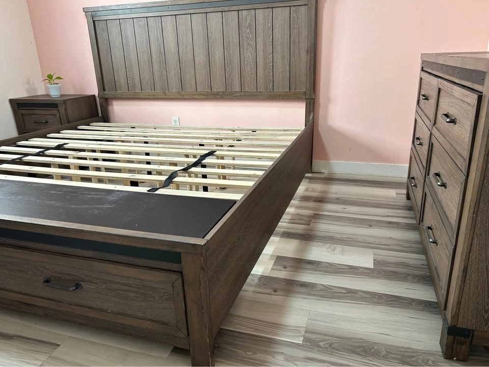 Leon’s King Size Storage Bed, Dresser with Mirror, Nightstand - photo 2