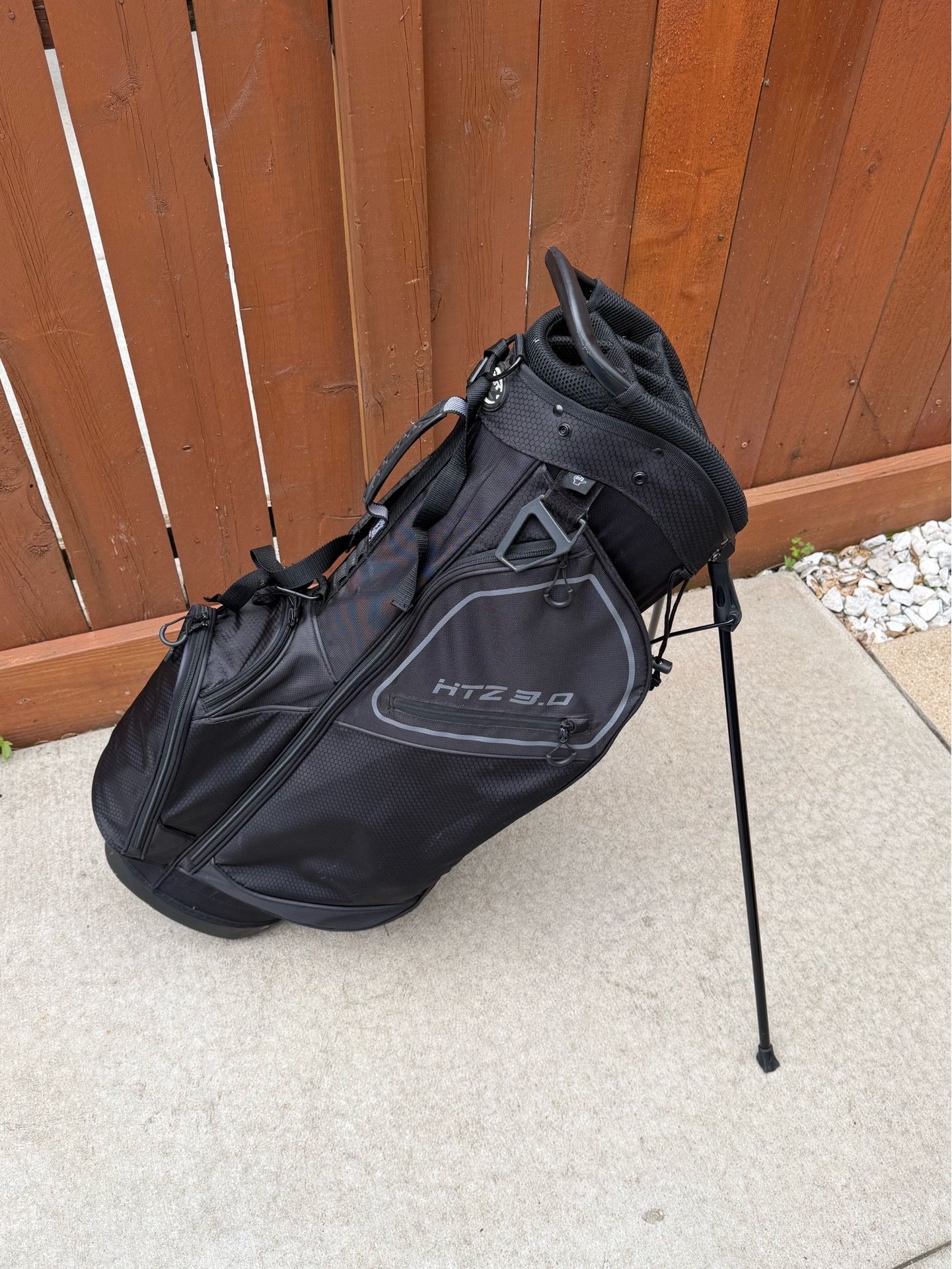 HTZ 3.0 Golf Stand Bag – 14-Way Divider (Black) $75 OBO