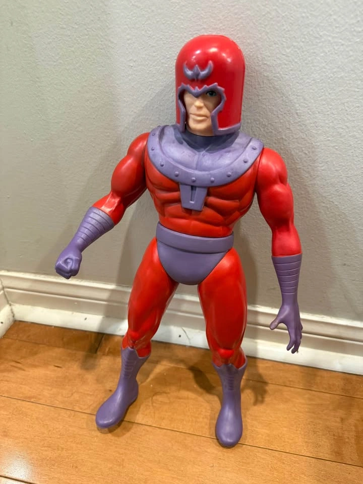 Vintage Toy Biz Marvel Magneto Action Figure - photo 2