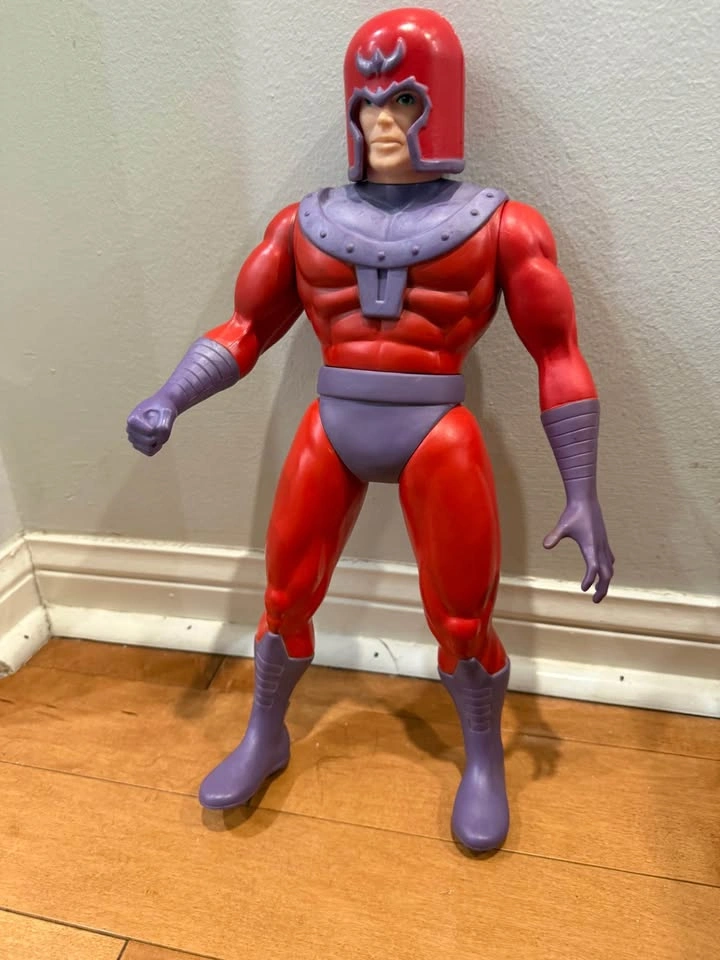 Vintage Toy Biz Marvel Magneto Action Figure - photo 3