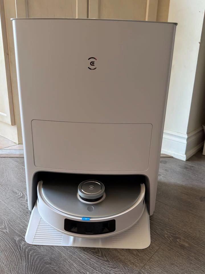 ECOVACS DEEBOT TEO OMNI FLOOR CLEANING ROBOT - photo 3